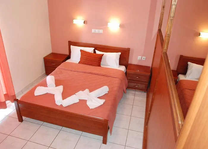 Monemvasia Aparthotel 3*